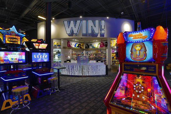 Dave & Busters